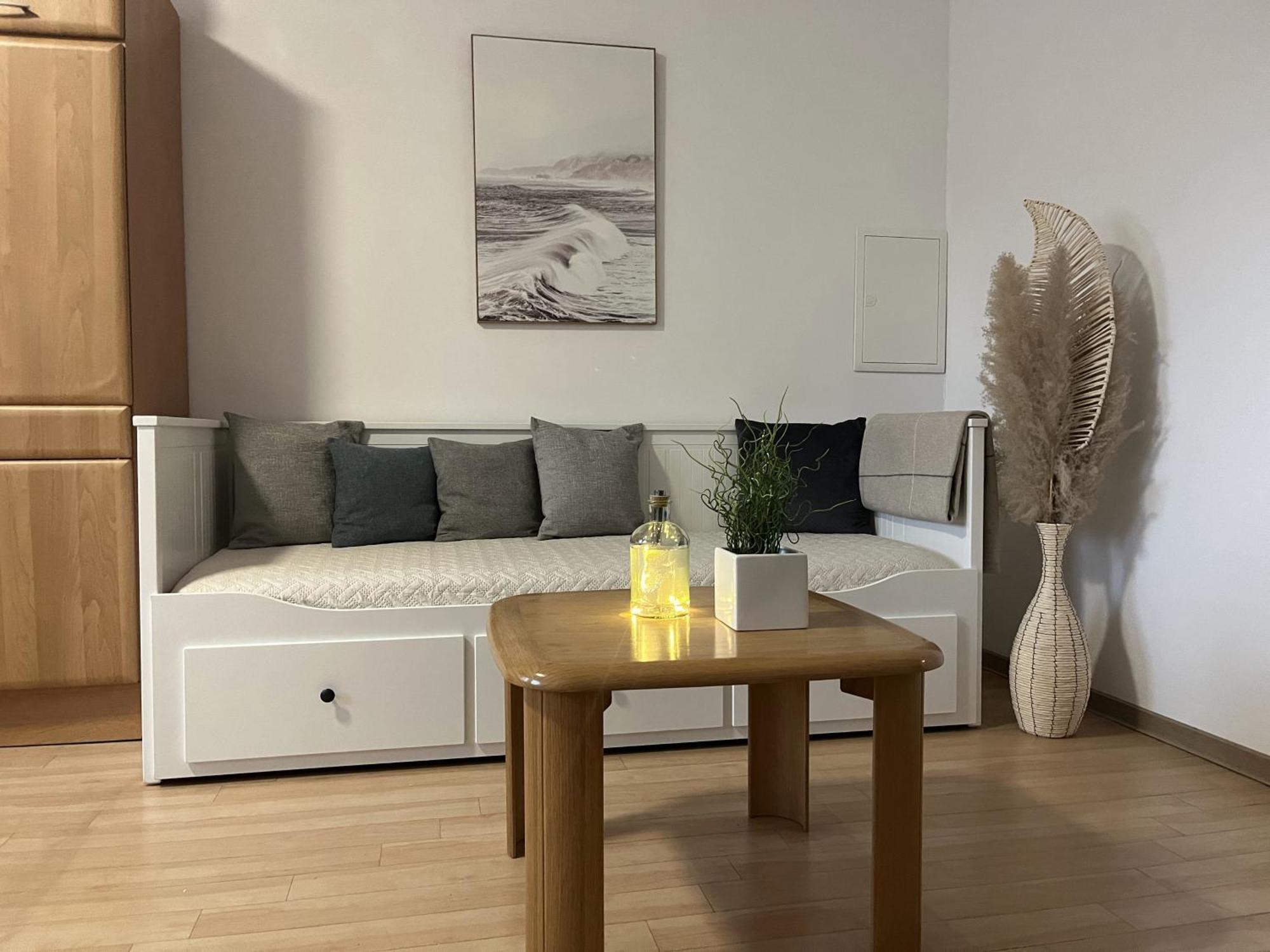 Neu Apartment In Schloss Naehe,Parkplatz, Netflix Sogel Bagian luar foto