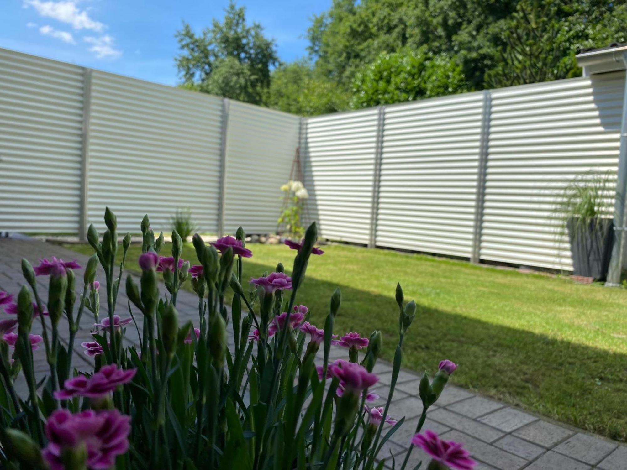 Neu Apartment In Schloss Naehe,Parkplatz, Netflix Sogel Bagian luar foto